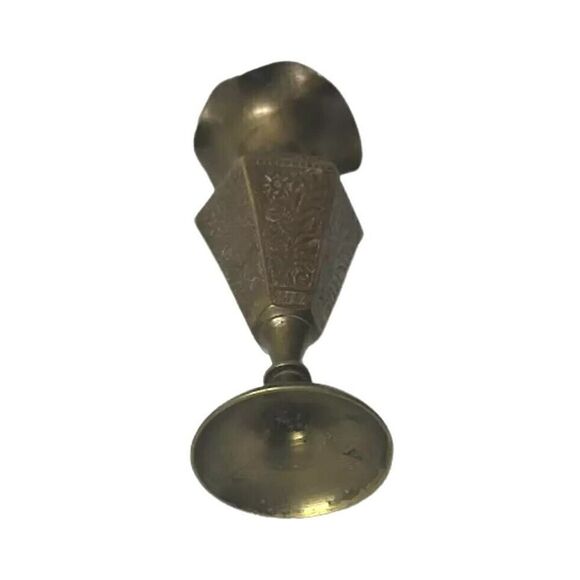 Vintage Brass Urn Vase Pedestal Etched Engraved Flower India 6" Fluted - Picture 5 of 6